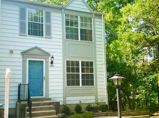 6618 Rockleigh Way, Alexandria, VA 22315