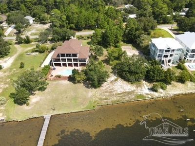 5217 Soundside Dr, Gulf Breeze, FL, 32563
