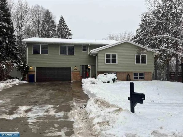 134 Highland Dr, Hibbing, MN 55746
