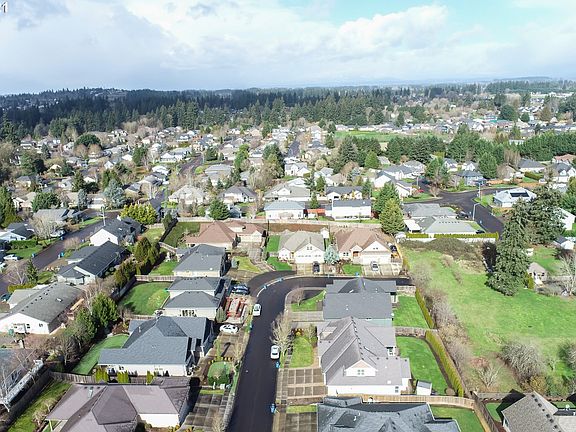 3rd image of 12013 NE 45th Ave