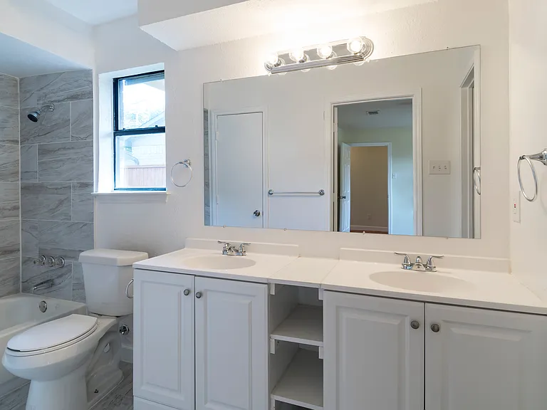 6536 Bronze Leaf Dr — Photo 1