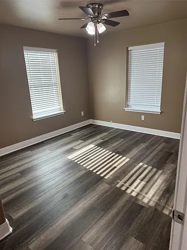 5706 Melody Ln Photo 1