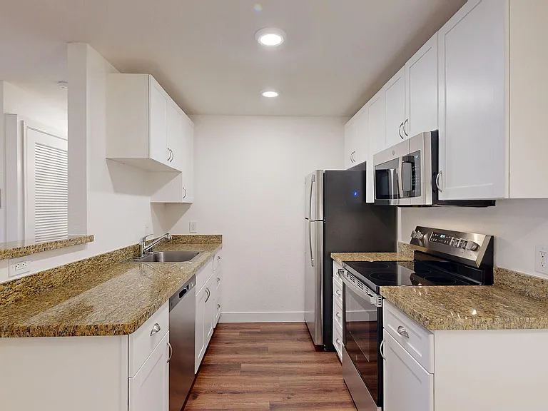 Orchard Glen — Photo 10