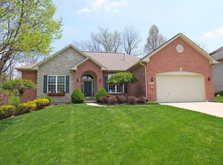 247 Triple Crown Cir, Springboro, OH