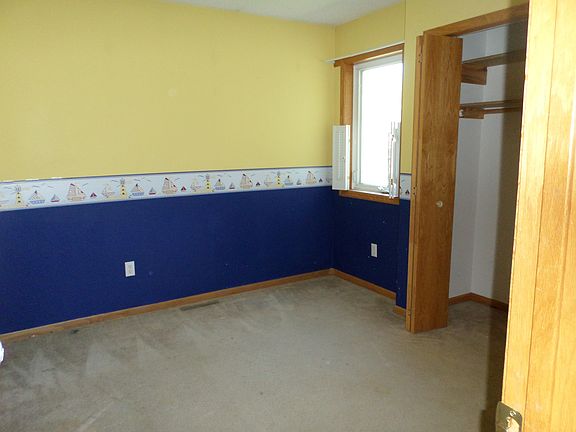 5th image of 823 Martingale Dr