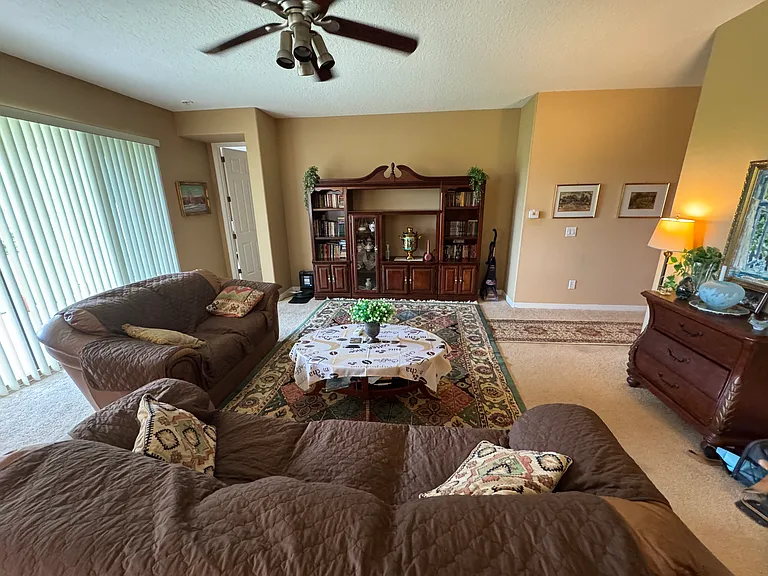 3960 Marietta Way — Photo 3