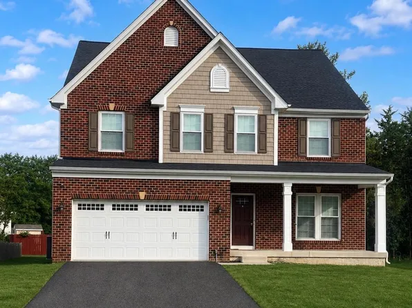 5 Taylors Hill Way, Fredericksburg, VA 22405