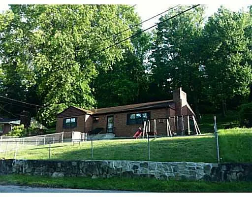 846 Sherwood Rd photo 1