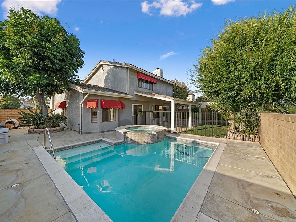 1st image of 31875 Vineyard Ave