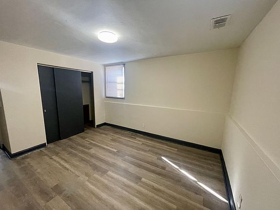 4th image of 2419 Plymouth Ave N APT 2
