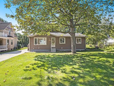 1600 Waverly Ave, Grand Haven, MI, 49417