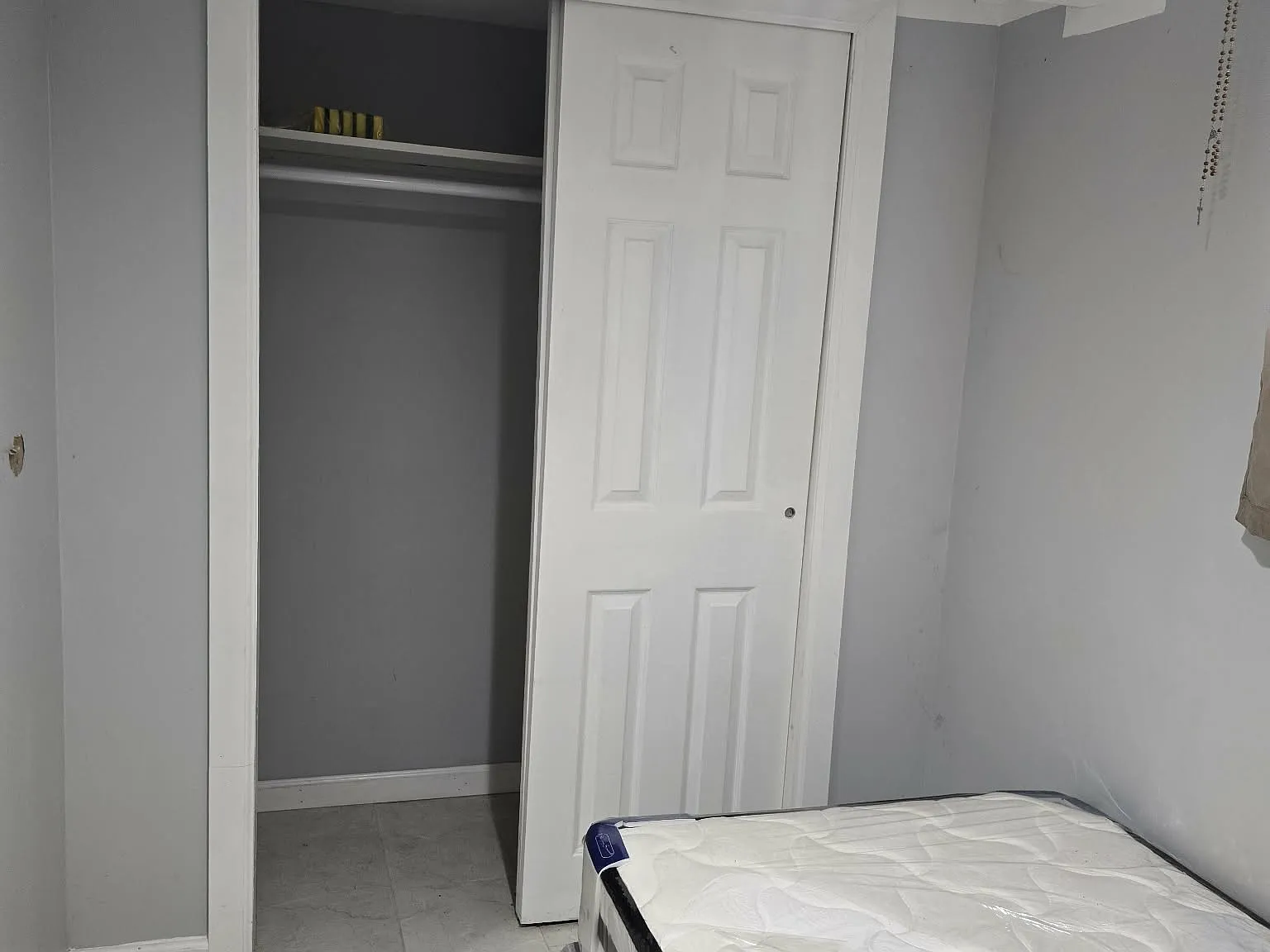 3 bed, 1200 sqft, $1,000 — Photo 4