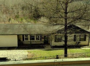 8187 W Highway 221, Stoney Fork, KY 40988