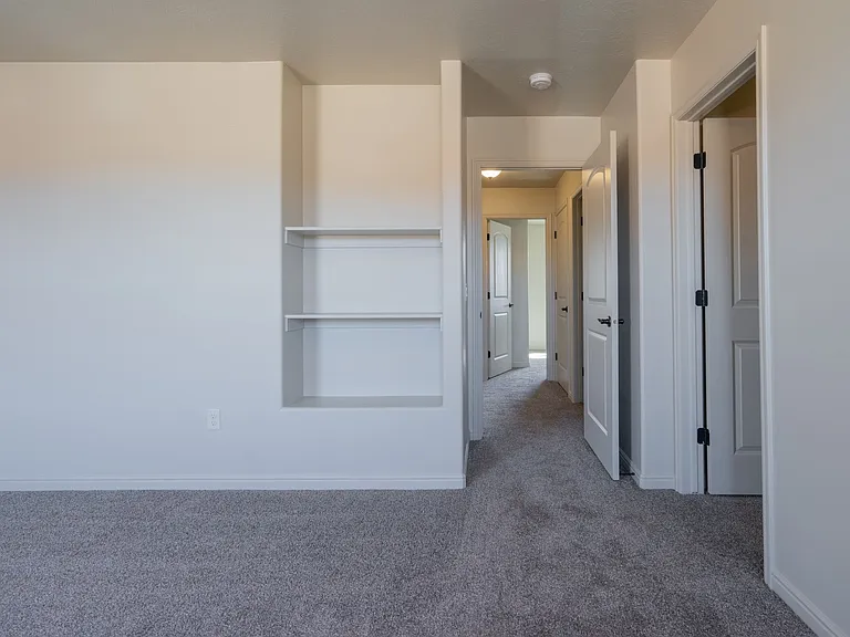 370 W Buena Vista Blvd #111 — Photo 36