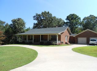 520 6th Ct NE, Vernon, AL 35592