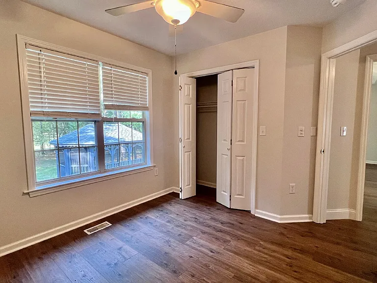 39 Leaf Cir — Photo 24