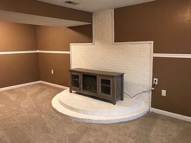 2nd image of 327 Valley View Dr