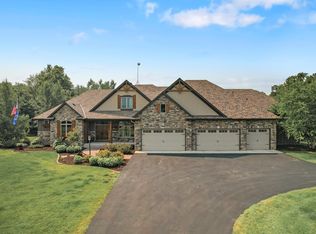 36002 Oasis Rd, Lindstrom, MN 55045