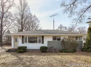 2089 Marvin Ave, Muskegon, MI 49442
