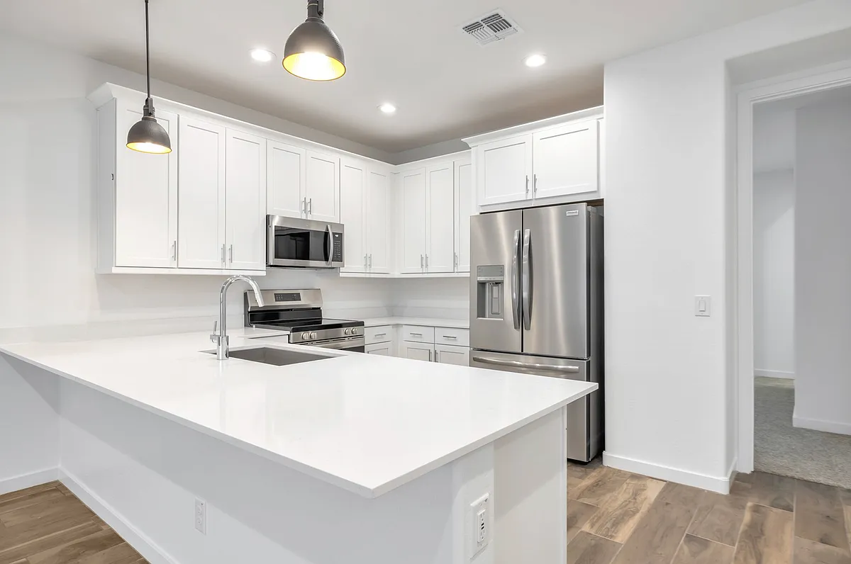 Building Photo - 4042 E Pinto Dr