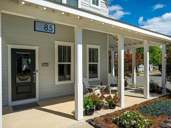 2nd image of 85 Summersweet Ln