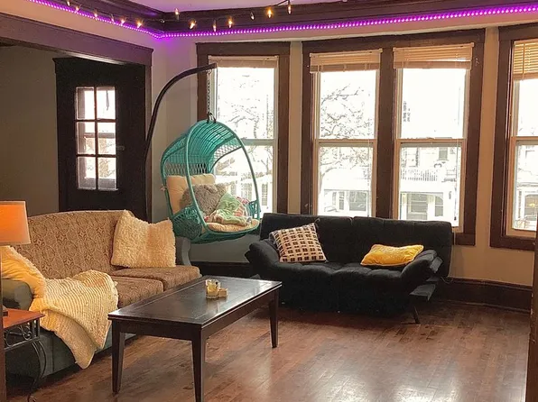 2931 N Murray Ave, Milwaukee, WI 53211