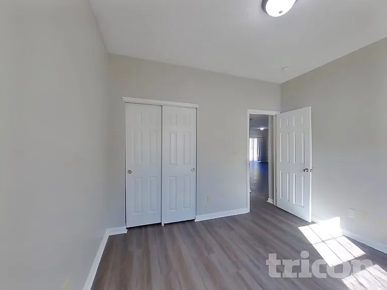 6724 Shanghai Cir — Photo 13