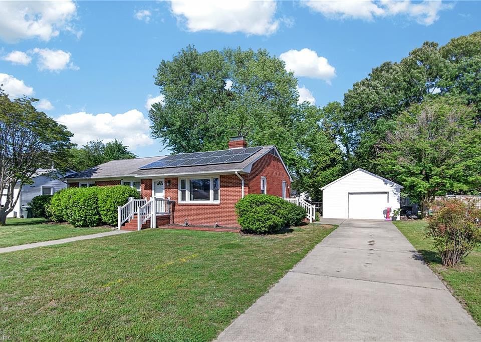 1st image of 20 Briar Dr