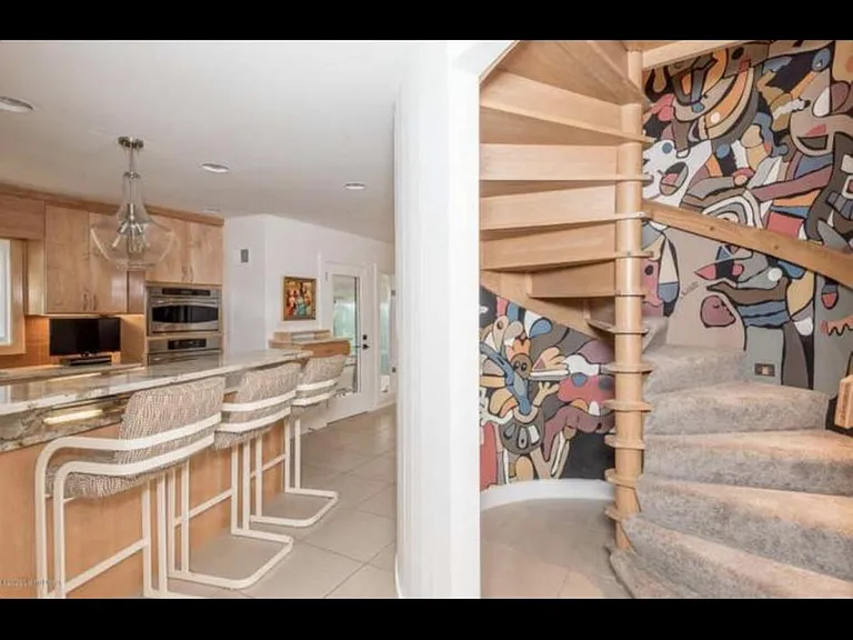 602 Colonel Anderson Pkwy — Photo 9