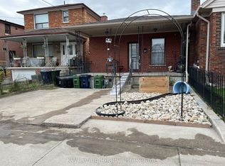 292 Silverthorn Ave, Toronto, ON M6N3K6