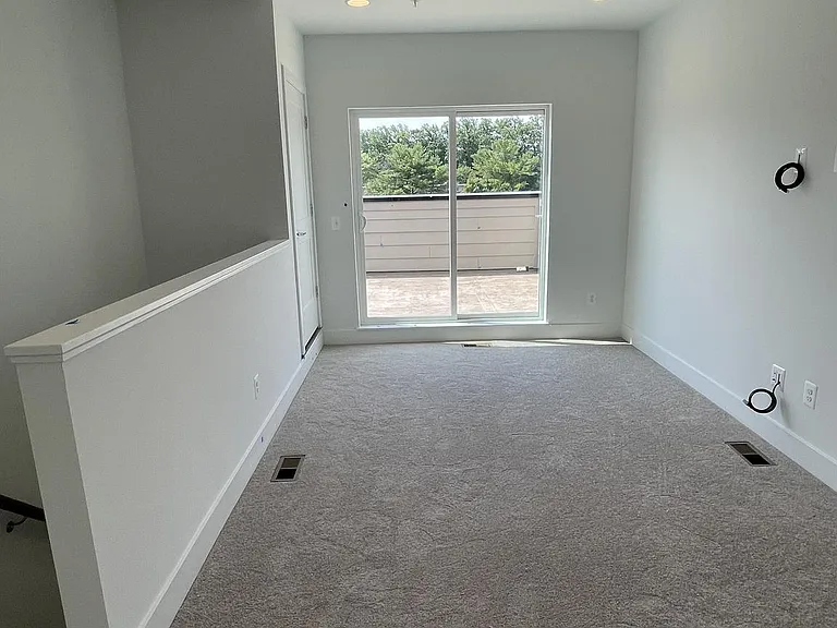 7372 Blade Dr — Photo 7