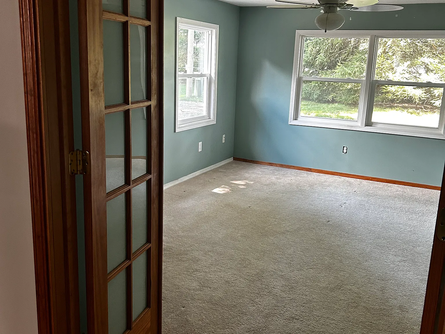 5 bed, 2500 sqft, $2,500 — Photo 2