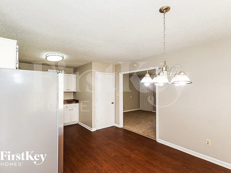 1775 Independence Dr — Photo 6