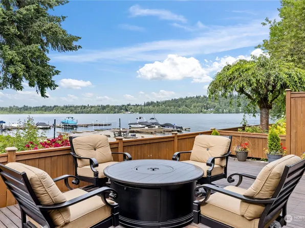 17534 NE 38th Court #C17, Redmond, WA 98052