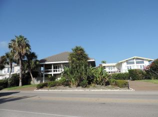 1869 Bay Shore Dr, Rockport, TX 78382