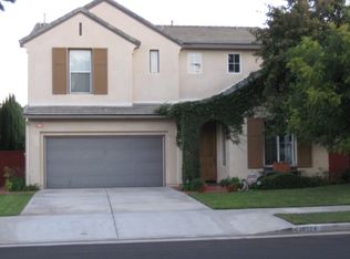 19524 Runnymede St, Reseda, CA 91335