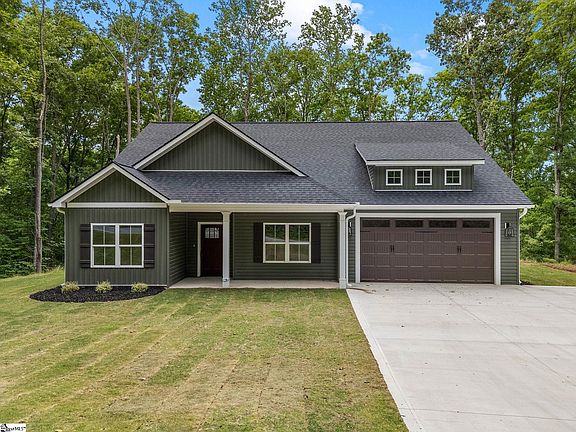 2nd image of 16 Forest Dr
