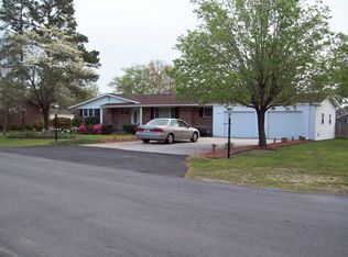 1500 E Jackson St, Dillon, SC 29536