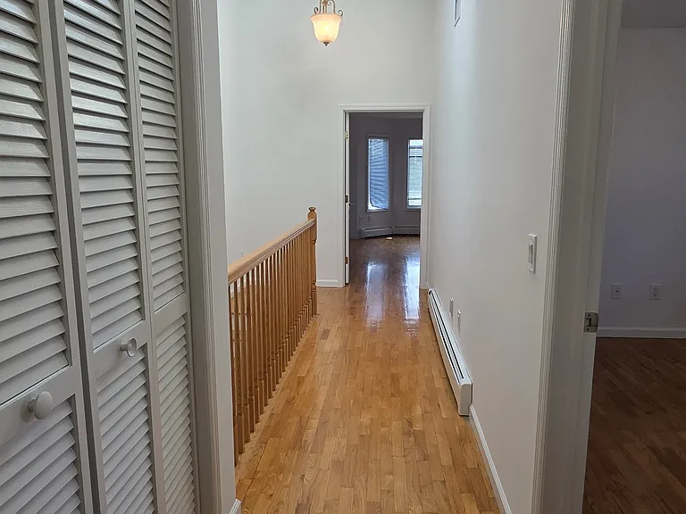 272 Highland Ave #A — Photo 10