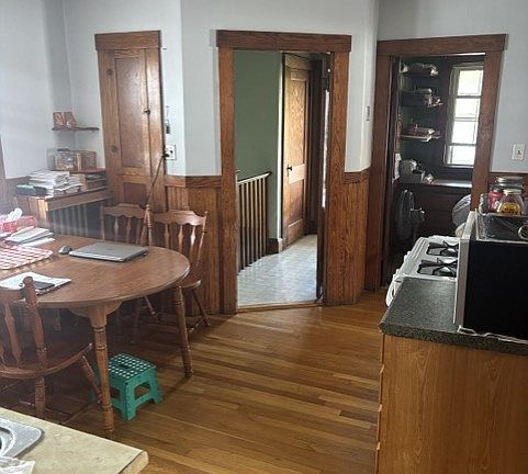 3rd image of 6 Bagnal St #2