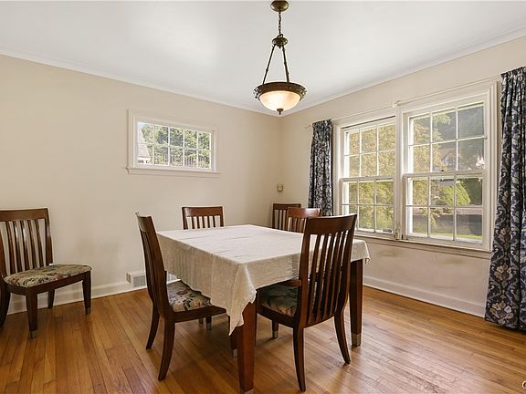 5th image of 314 De Forest Road