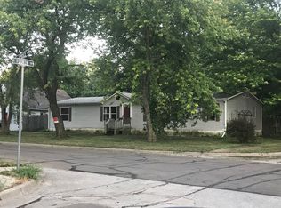 503 S 4th St, Iola, KS 66749