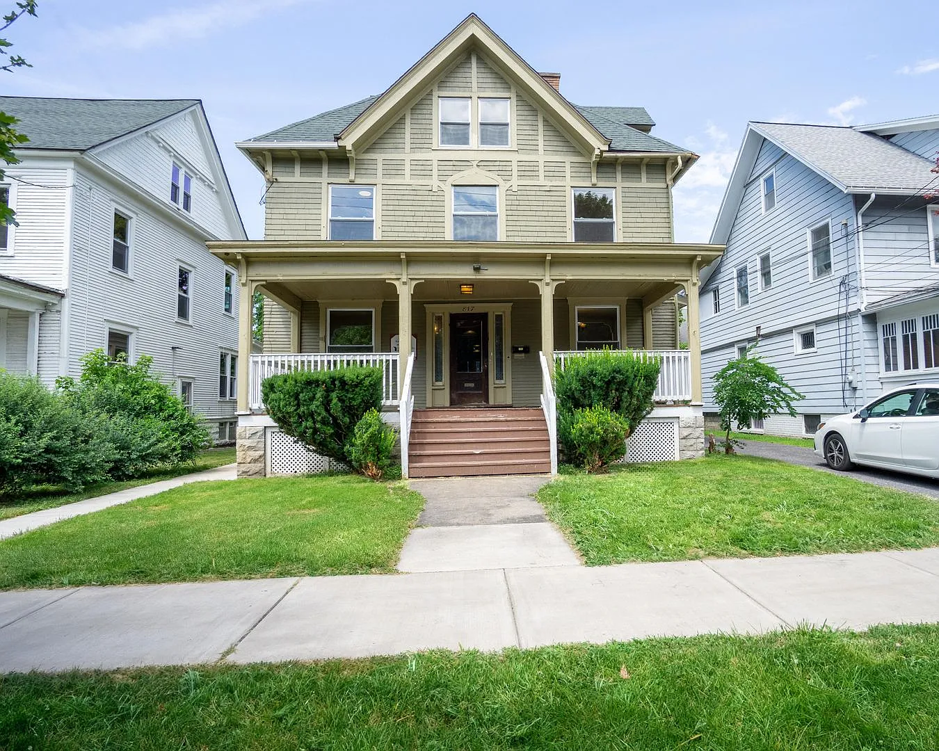 817 Euclid Ave - Available 8/1/27 - Spacious Single Family Home — Photo 1