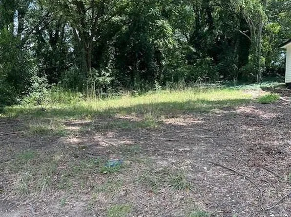 210 N Vance St, Gastonia, NC 28052