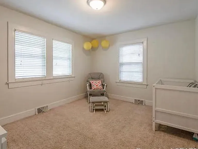 1409 Polk Ave — Photo 10