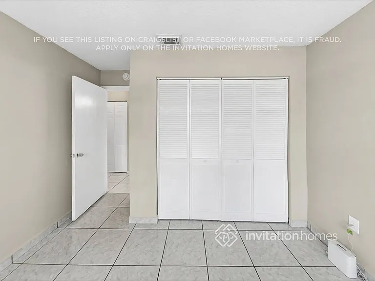 14936 SW 39th St — Photo 17