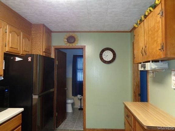 5th image of 125 Greenwood Ave