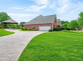 3057 Biltmore Woods Dr, Buford, GA 30519