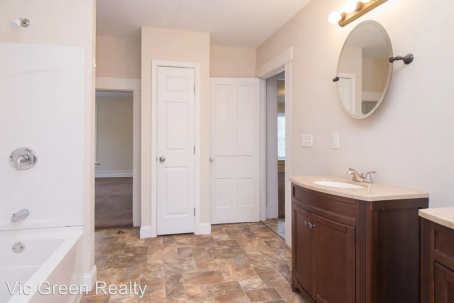 4 bed, 2120 sqft, $1,700 — Photo 1