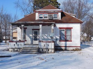 402 W Cherry St, Fairbury, IL 61739